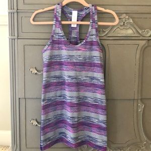 Size 10 Ivivva tank